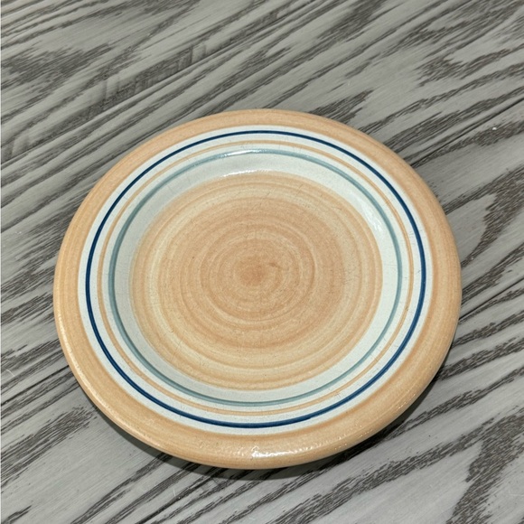 Louisville Stoneware Orange Striped 9” Serving Plate - Picture 1 of 5
